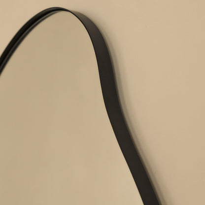 Miroir Mural Ava - Design Organique Irrégulier avec Cadre Noir Mat - 100 x 70 cm